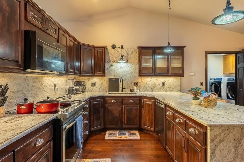 Comfy 4B/2B Home Near Dunes & Ocean! Pet Friendly! 플로렌스 외부 사진